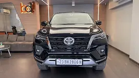 Used Toyota Fortuner 4X4 AT 2.8 Diesel Cars