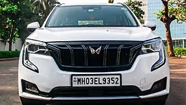 Used Mahindra Old Generation XUV700 AX7 2WD Diesel 2.2L Turbo Automatic 7 STR Cars Used Mahindra Old Generation XUV700 AX7 2WD Diesel 2.2L Turbo Automatic 7 STR Cars