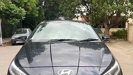 Used Hyundai i20 Asta (O) Petrol Automatic Dual Tone Cars