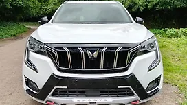 Used Mahindra Old Generation XUV700 AX 5 Diesel MT 7 STR [2021] Cars