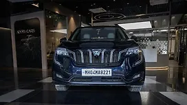 Used Mahindra Old Generation XUV700 AX7 Luxury Pack 2WD Petrol 2.0L Turbo Automatic 7 STR Cars Used Mahindra Old Generation XUV700 AX7 Luxury Pack 2WD Petrol 2.0L Turbo Automatic 7 STR Cars