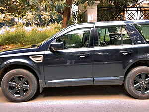 Used Land Rover Freelander Cars in Mumbai, Second Hand Land Rover Freelander  Cars in Mumbai - CarTrade