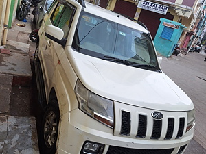 Second Hand महिंद्रा tuv300 t8 एएमटी एमहॉक100 in हैदराबाद