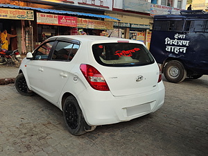 Second Hand हुंडई i20 मैग्ना 1.2 in उन्नाओ