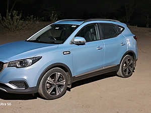 Second hand mg zs ev hotsell