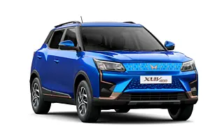 Mahindra XUV400 - Infinity Blue