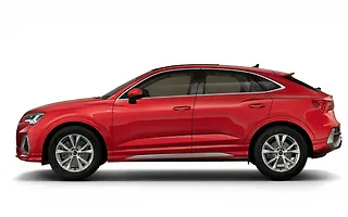 Audi Q3 Sportback - Progressive Red