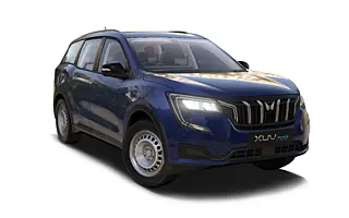 Mahindra XUV700 - Midnight Black