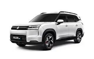 MG Hector Tomahawk EV - Pearl White