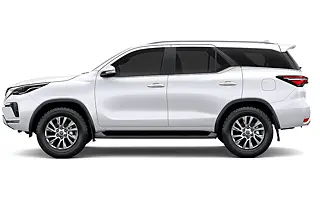 Toyota Fortuner - Super White