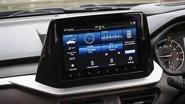 Maruti Brezza infotainment system gets feature updates 