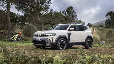 Renault New Duster Images
