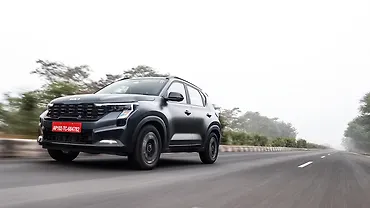 Facelifted Kia Sonet hits one lakh sales milestone