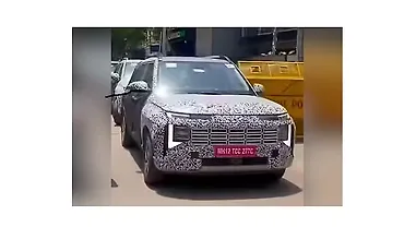 New Hyundai Venue Spy Shots Reveal Exterior Tweaks