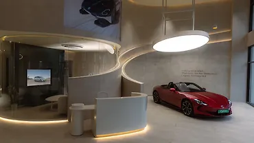 MG Select Opens First Luxury Experience Centre in India, Launches in Thane