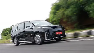 MG M9 Launches Limousine at Rs. 69.90 Lakh