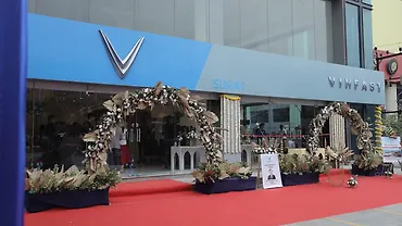 Vinfast Opens First Dealership in India