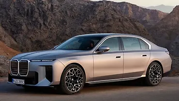 BMW i7 Facelift