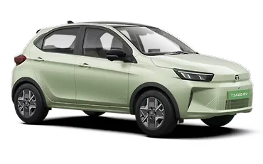 Compare Tata Tiago EV vs Hyundai Grand i10 Nios
