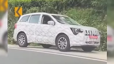 Mahindra XUV700 Facelift