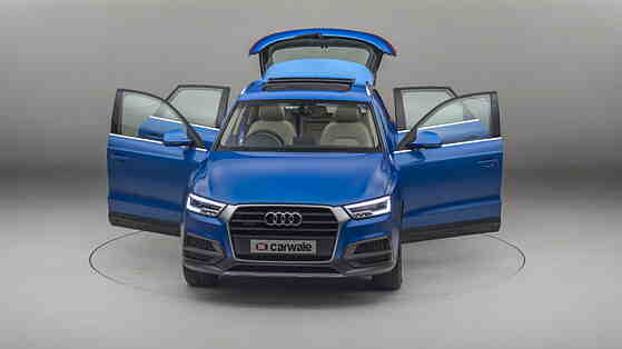 Audi Q3 [2017-2020] open door view