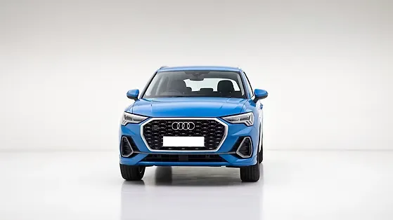Audi Q3 Sportback closed door view
