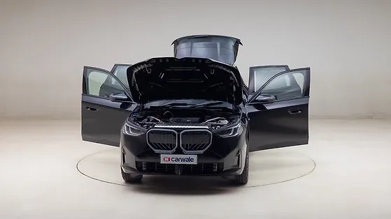 BMW X3 open door view