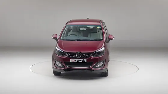 Mahindra Marazzo Interior 360 View - CarTrade