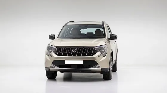 Mahindra XUV 7XO closed door view