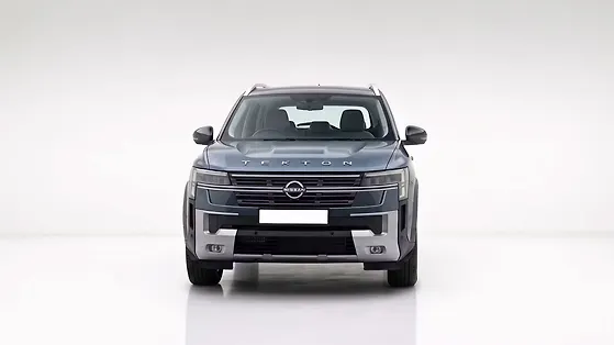 Nissan Tekton closed door view