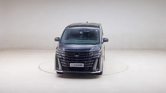 Toyota Vellfire closed door view