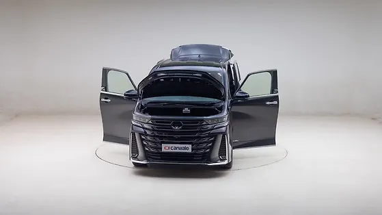 Toyota Vellfire open door view