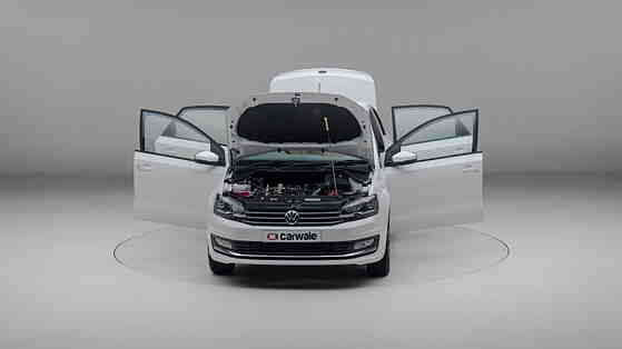 Volkswagen Vento [2015-2019] open door view