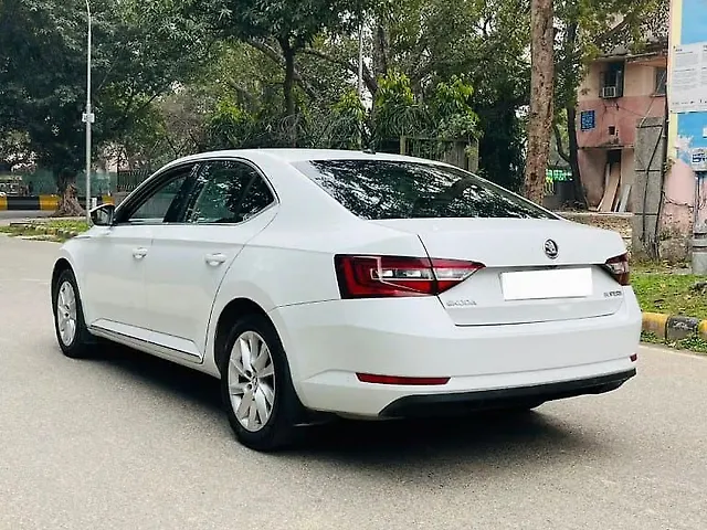 Used Skoda Superb [2016-2020] L&K TDI AT in Delhi