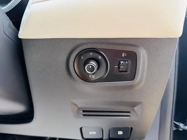 Used MG Astor Sharp Pro Petrol 1.5L Automatic (CVT) Ivory in Mumbai Used MG Astor Sharp Pro Petrol 1.5L Automatic (CVT) Ivory in Mumbai