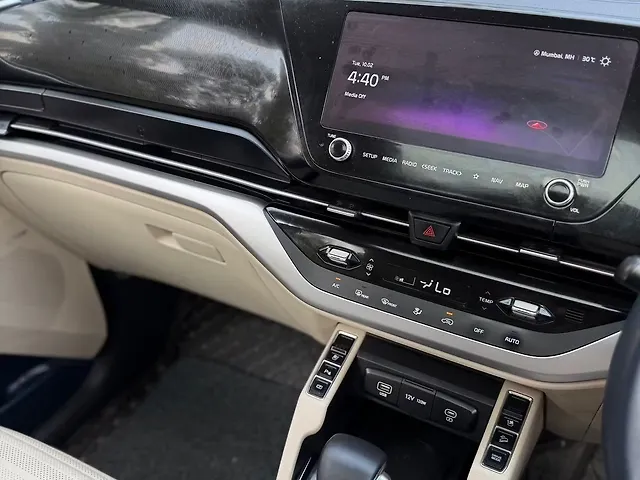 Used Kia Carens [2023-2024] Luxury (O)1.5 Turbo Petrol DCT 7 STR [2023-2024] in Mumbai