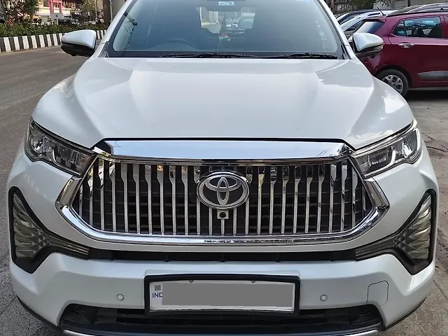 Used 2025 Toyota Innova Hycross in Mumbai Used 2025 Toyota Innova Hycross in Mumbai