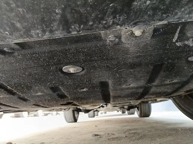 Used Mahindra Old Generation XUV700 AX5 2WD Diesel 2.2L Turbo Manual 7 STR in Bangalore