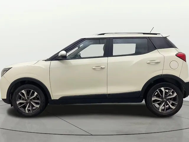 Used Mahindra XUV300 [2019-2024] W8 (O) 1.2 Petrol in Hyderabad