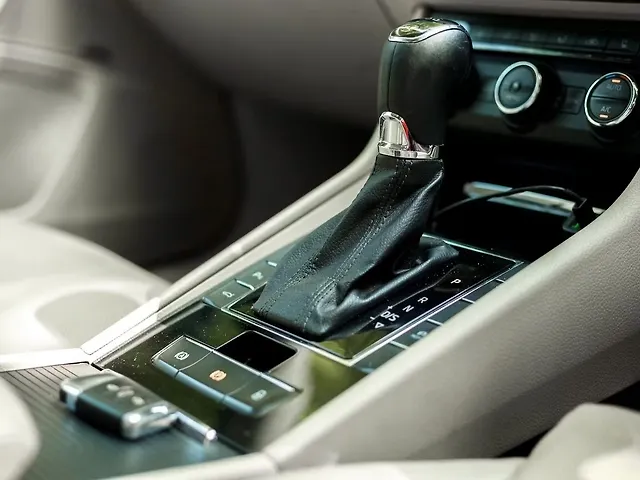 Used Skoda Superb [2016-2020] L&K TSI AT in Delhi