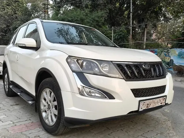 Used Mahindra XUV500 [2015-2018] W10 in Kanpur