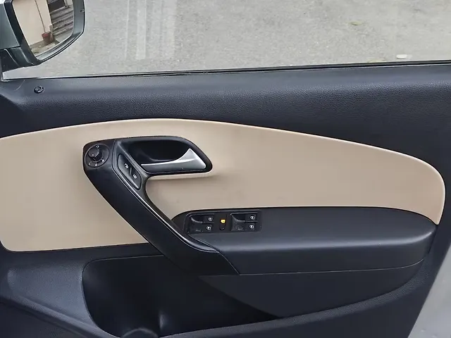 Used Volkswagen Ameo Highline Plus 1.5L AT (D)16 Alloy in Dehradun