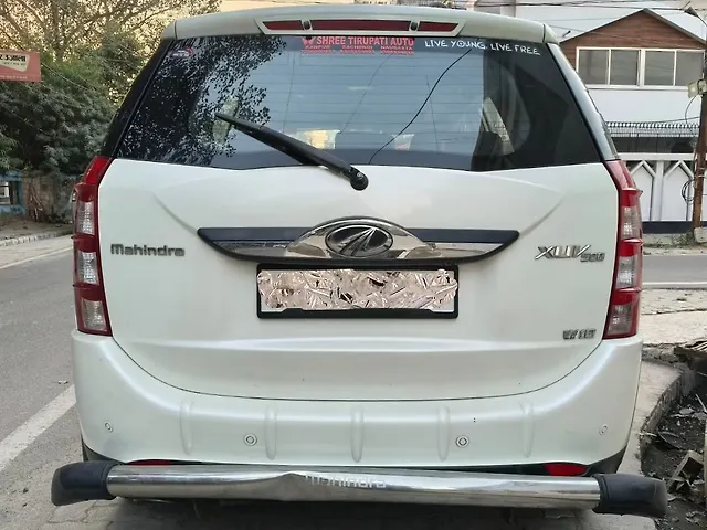 Used Mahindra XUV500 [2015-2018] W10 in Kanpur