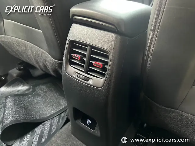 Used Hyundai Venue N Line [2023-2025] N8 DCT in Kolkata