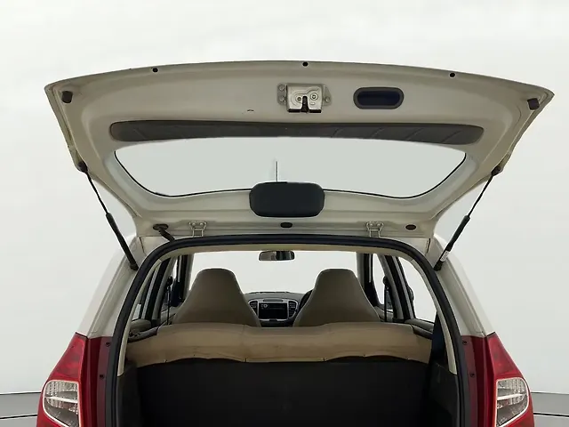 Used Hyundai i10 [2010-2017] 1.1L iRDE Magna Special Edition in Ahmedabad