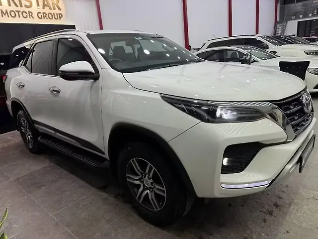 Used Toyota Fortuner 4x2 2WD Petrol 2.7L Automatic in Hyderabad