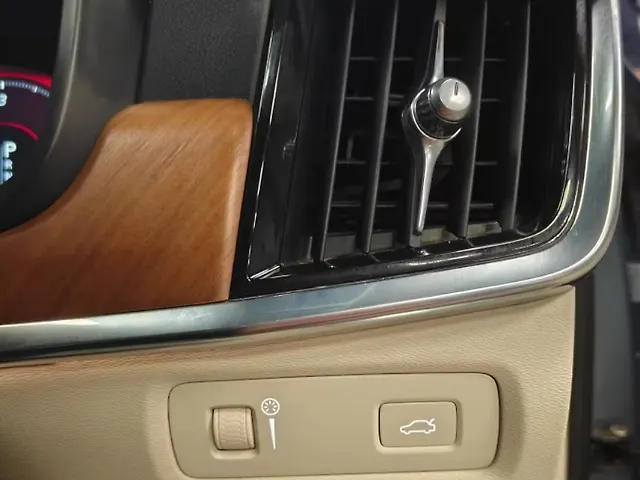 Used Volvo S90 [2016-2021] Inscription D4 [2016-2020] in Lucknow