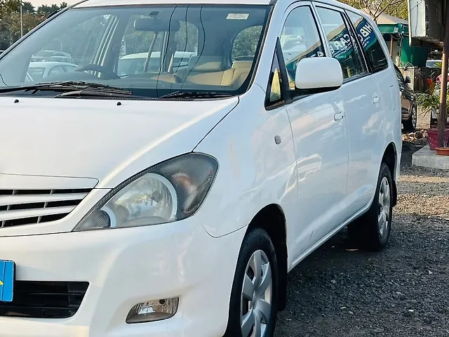 Second Hand Innova Second Hand 2011 Toyota Innova 2.5 E 7 STR for sale at Rs. 3,50,000 in ...