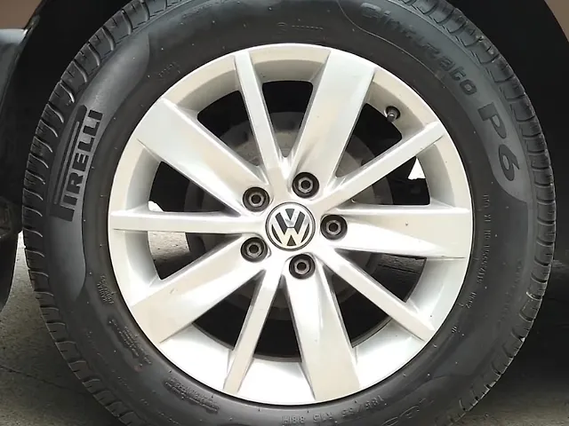 Used Volkswagen Ameo Highline Plus 1.5L AT (D)16 Alloy in Mumbai