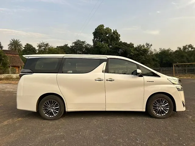 Used Toyota Vellfire [2020-2023] Hybrid in Pune